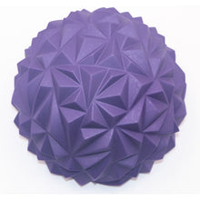 Charger l&#39;image dans la galerie, Balle de massage à picots - Élimine les tensions et le stress - Mauve / 16cm - Massage